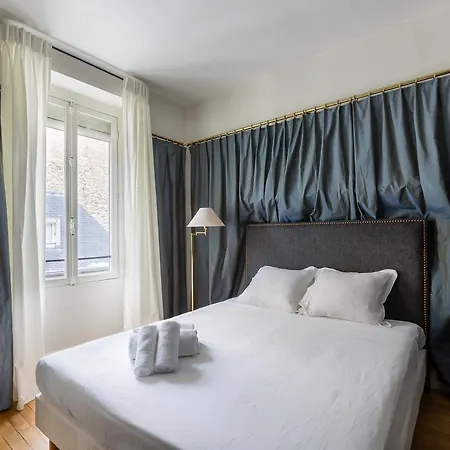 Veeve - Classic Invalides Ferienhaus