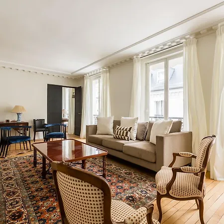 Holiday home Veeve - Classic Invalides Paris